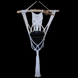 Plant hanger, macrame plant hanger